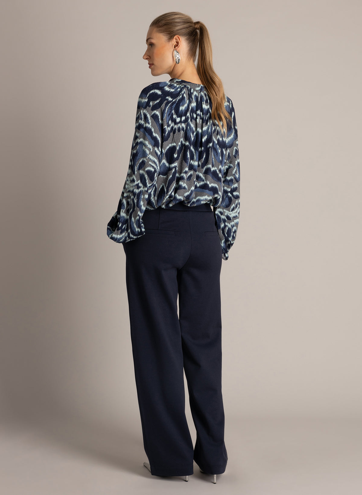 Yest | Carmen Blouse | Navy
