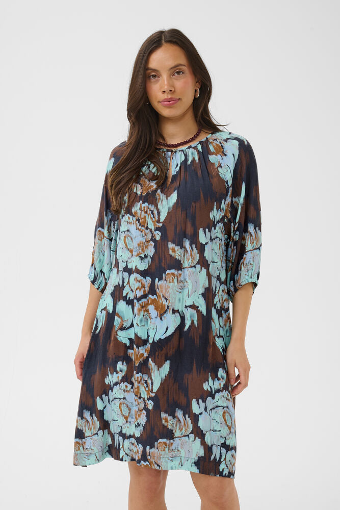 Saint Tropez | MalikaSZ Floral Print Shift Dress | Night Sky
