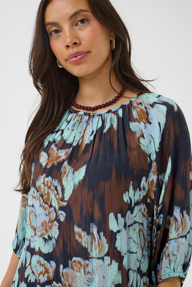 Saint Tropez | MalikaSZ Floral Print Shift Dress | Night Sky