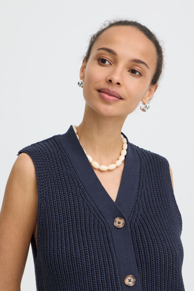 B.young | BYMELLAX Knitted Vest | Navy Blue
