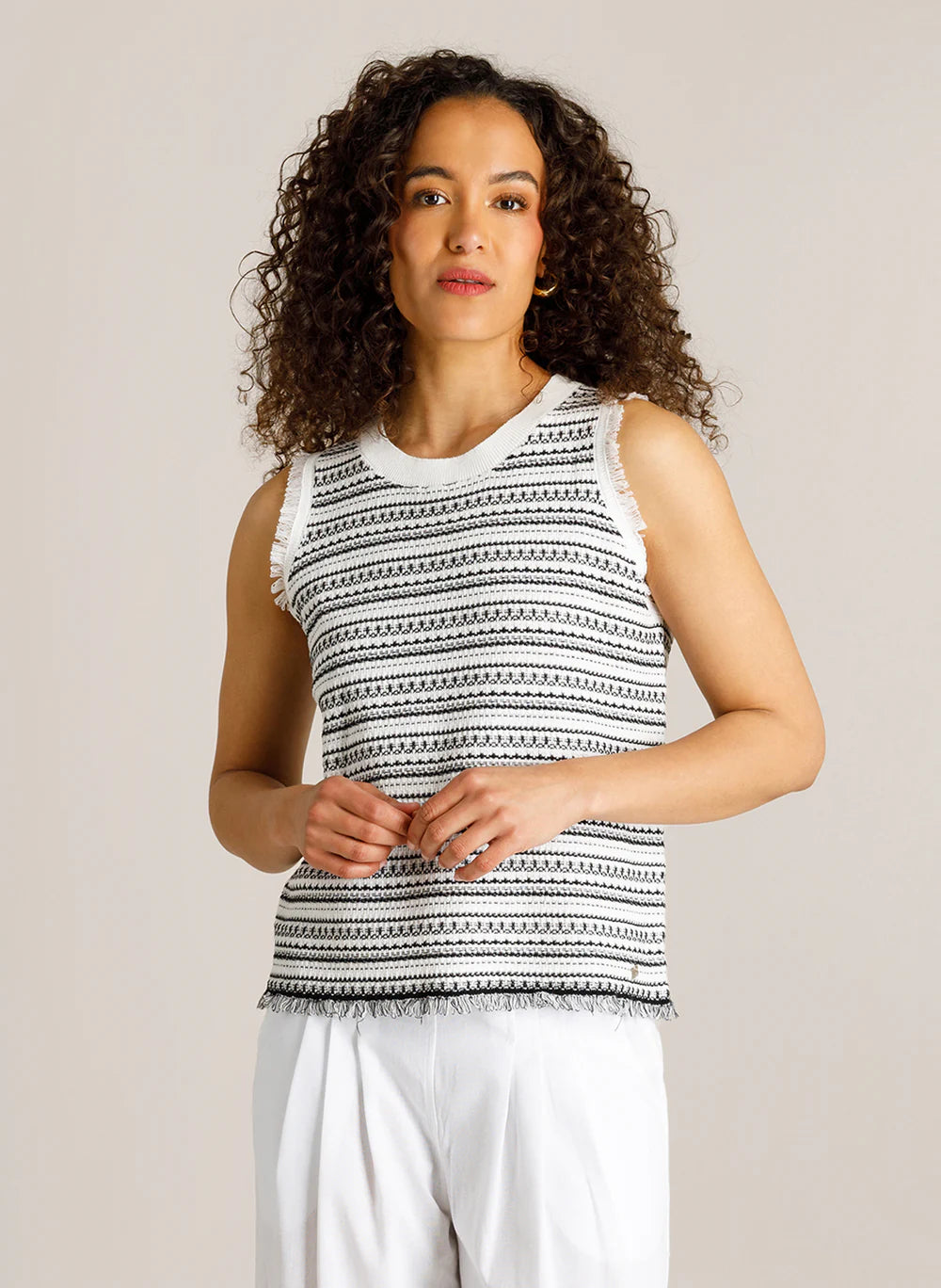 Ivy Beau | Caitlin Top | White/Black
