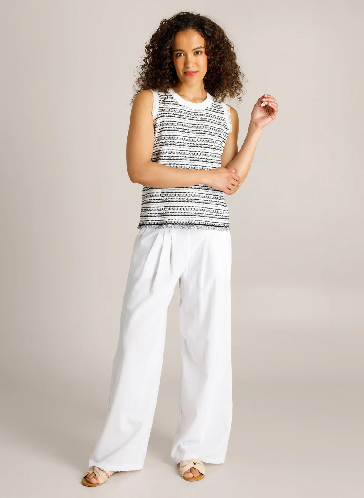 Ivy Beau | Caitlin Top | White/Black