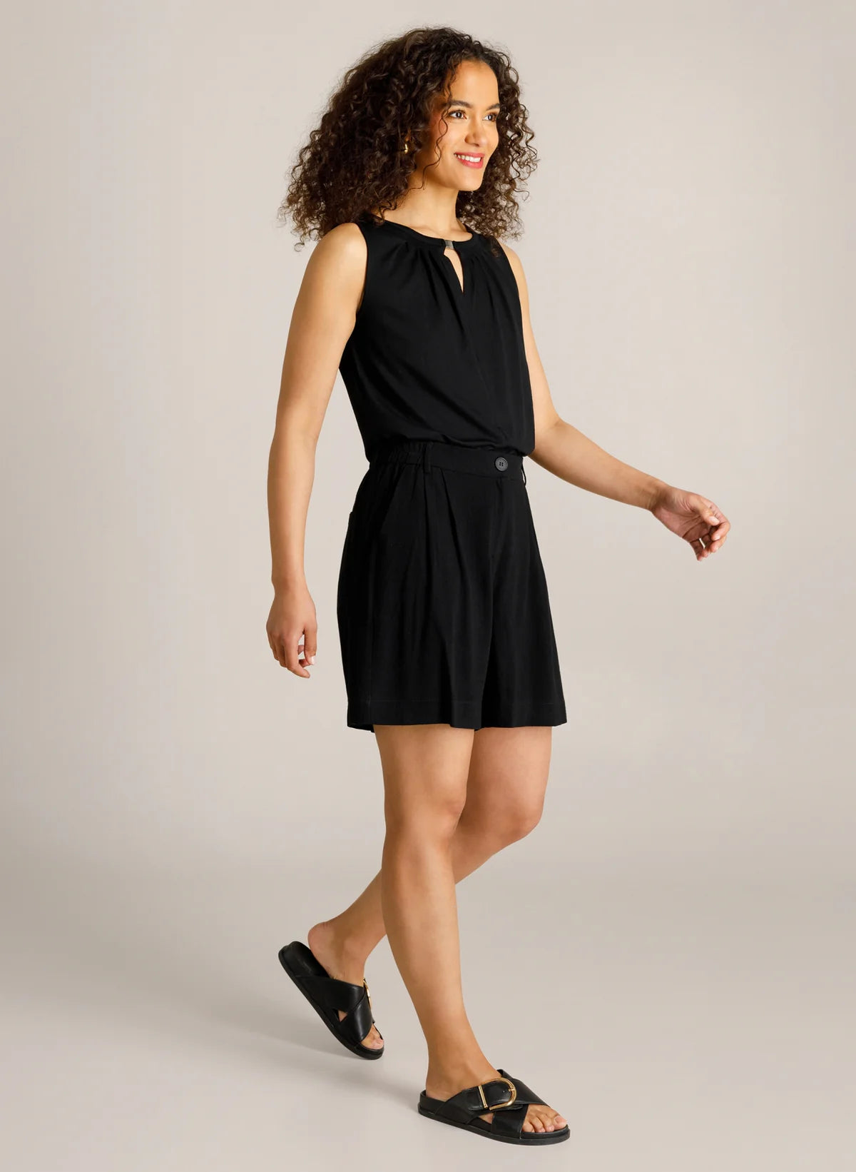Ivy Beau | Cerlina Shorts | Black