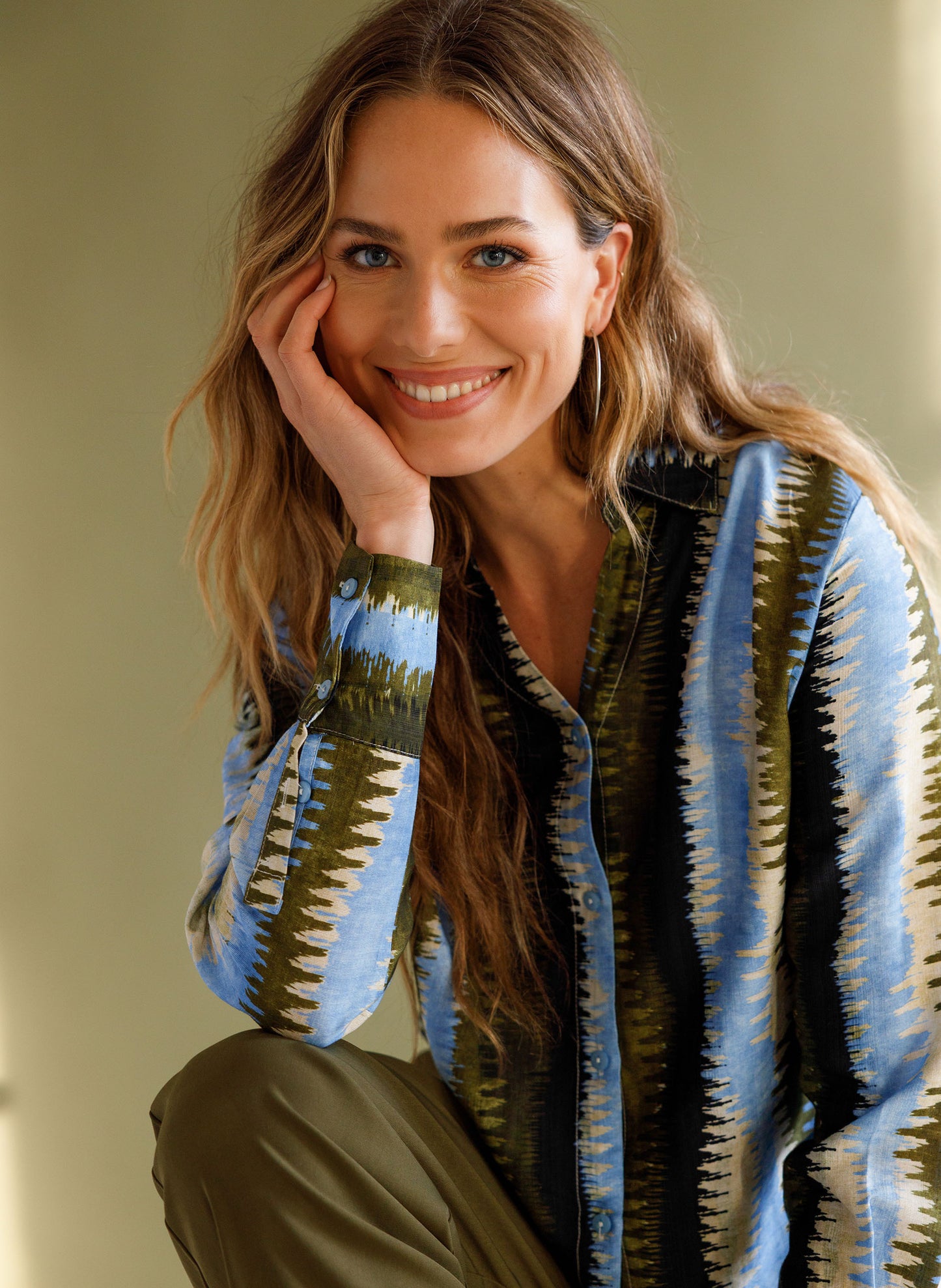 Ivy Beau | Huda Abstract Print Button-Through Blouse | Blue Multi