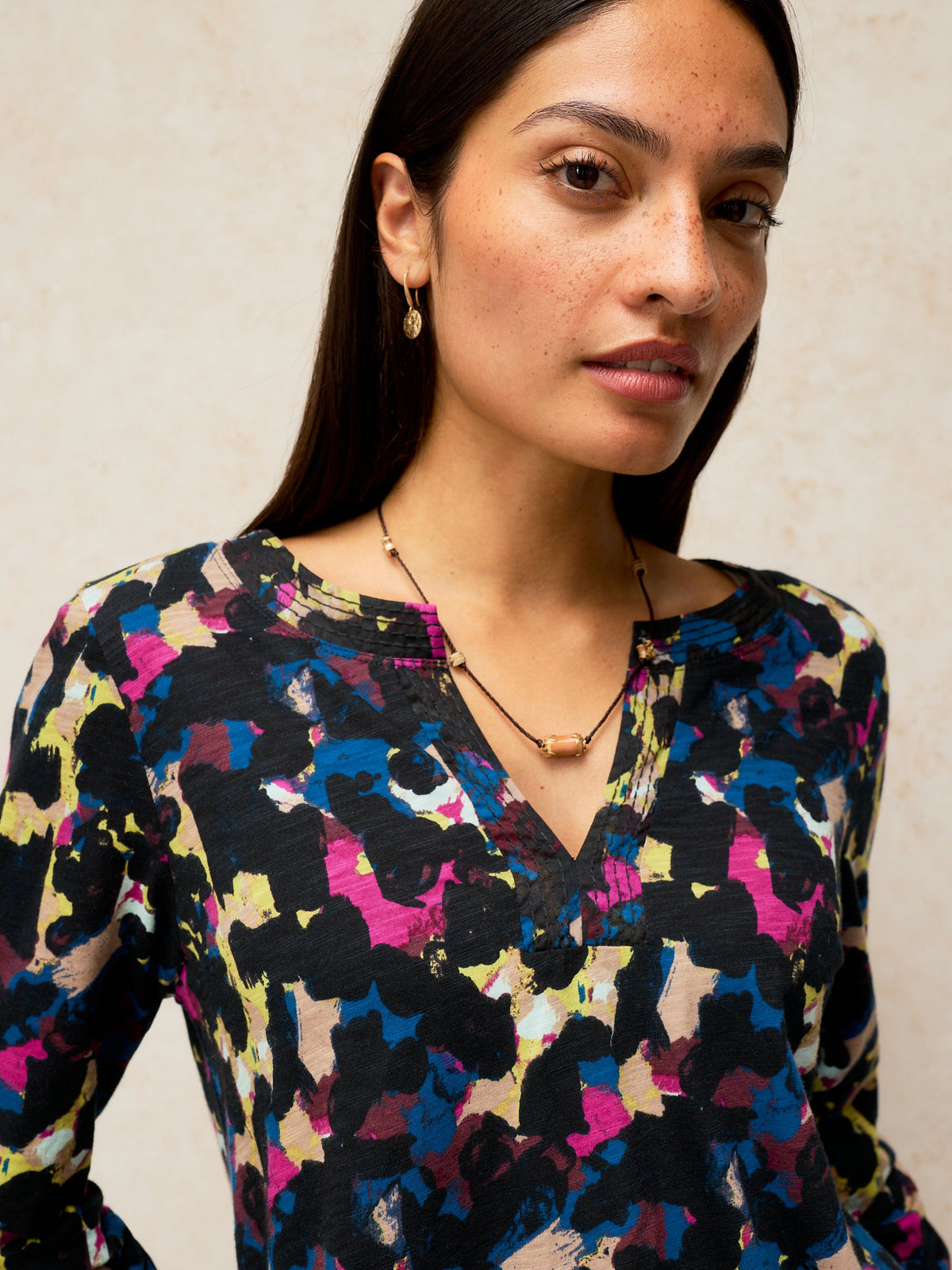 White Stuff | Weaver Notch Top | Navy