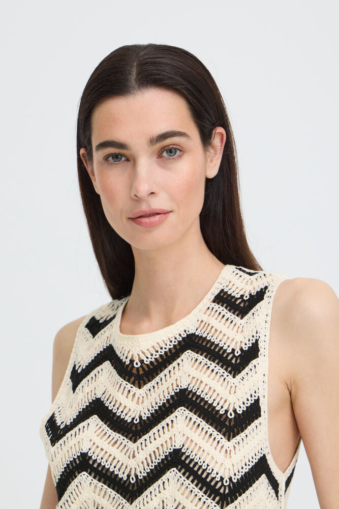 B.young | BYOESRA Crochet Top
