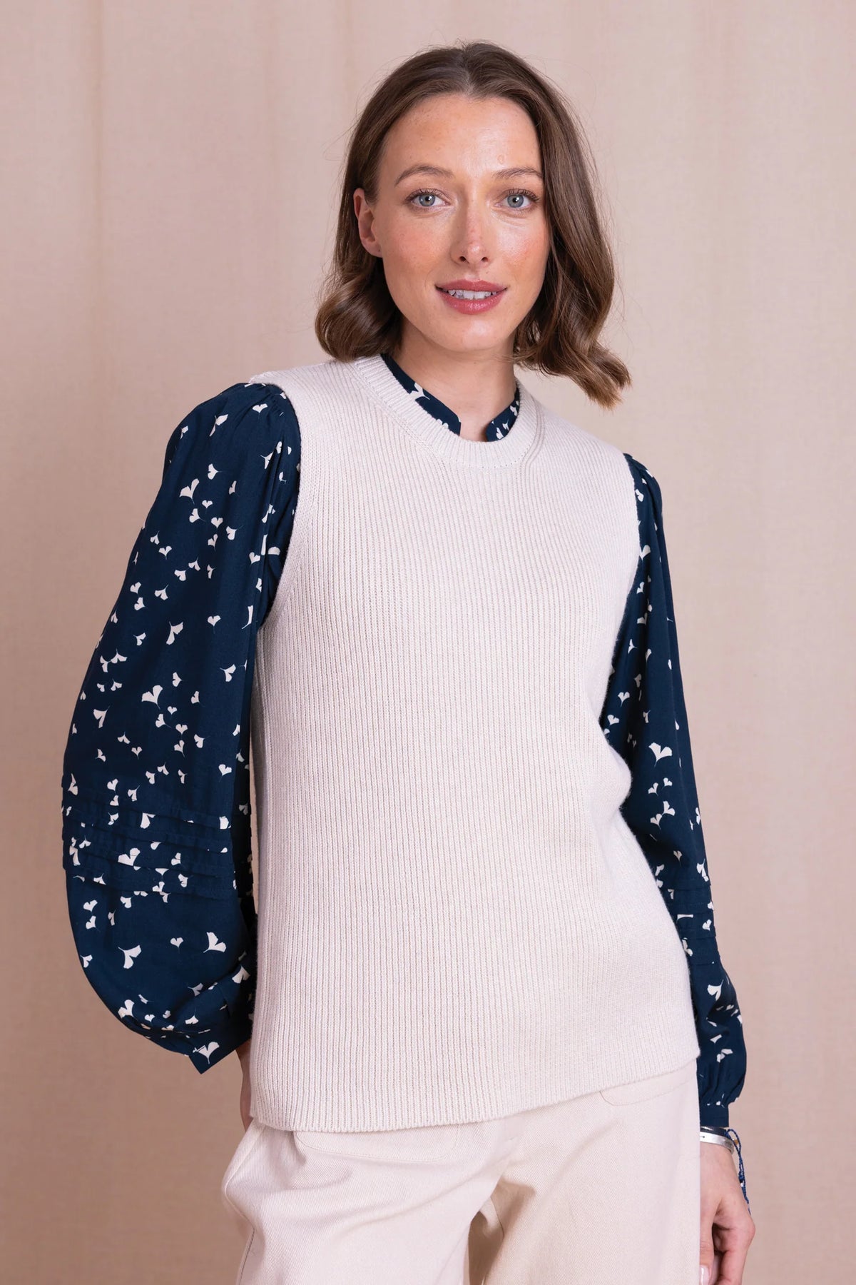 Nomads | Knitted Vest | Wax