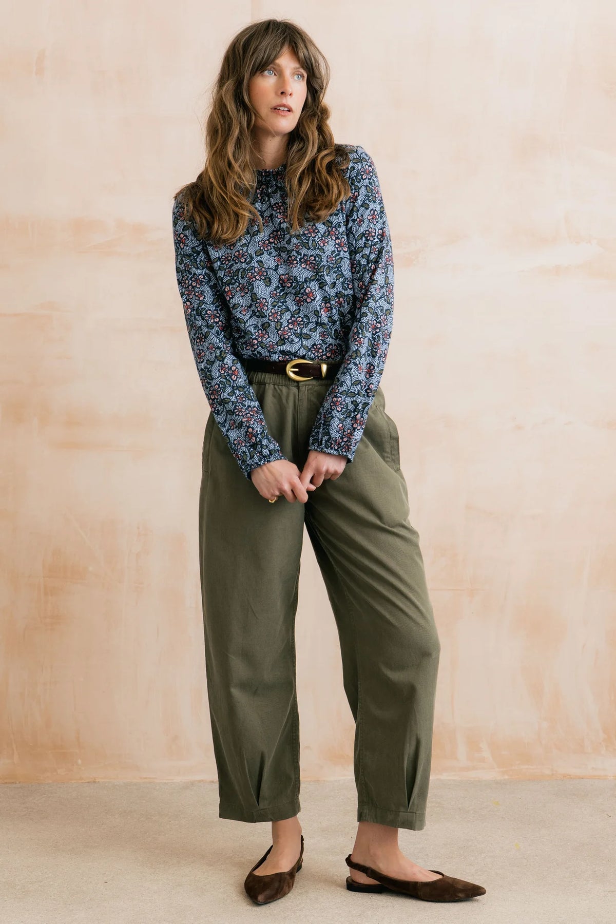 Lily & Me | Shrin Relaxed Barrel Leg Trousers | Olive