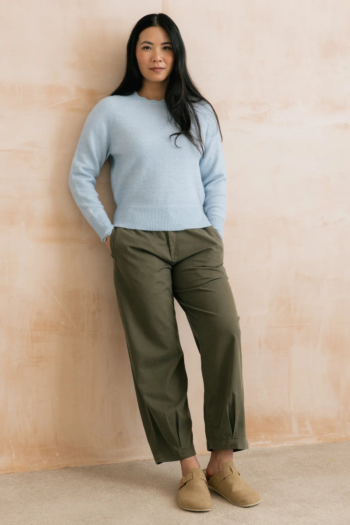 Lily & Me | Shrin Relaxed Barrel Leg Trousers | Olive
