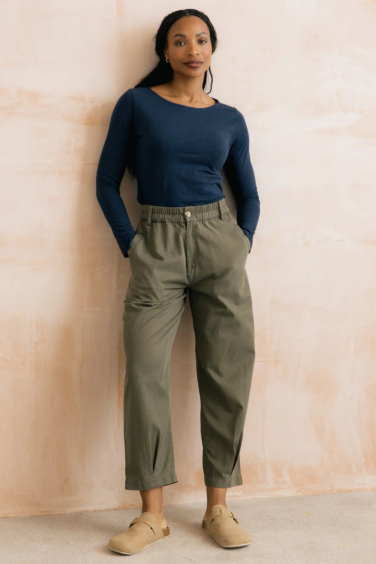 Lily & Me | Shrin Relaxed Barrel Leg Trousers | Olive