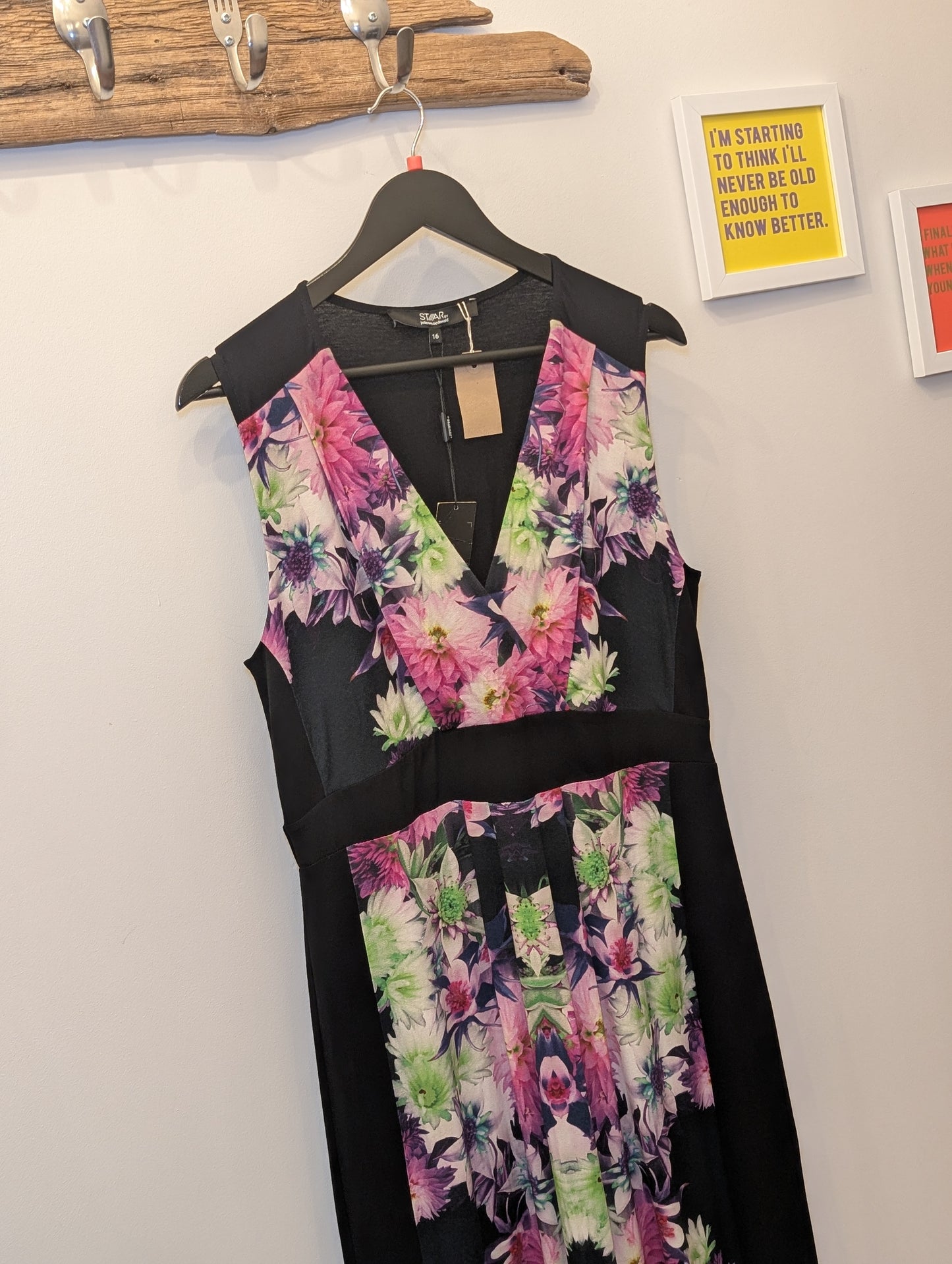 Star by Julien Macdonald Dress | Size 16 - Blossom Boutique Online  