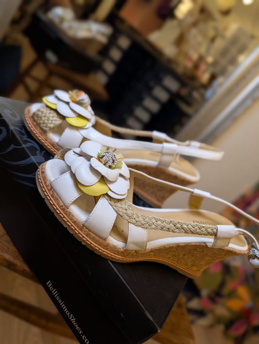 Pre-loved | Bellissimo Wedges | UK 7