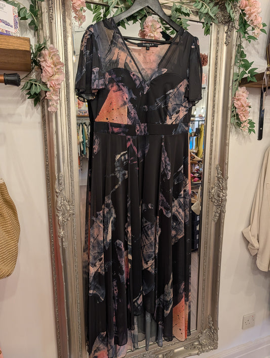 Pre-Loved | Scarlett & Jo Black Dress | UK 18