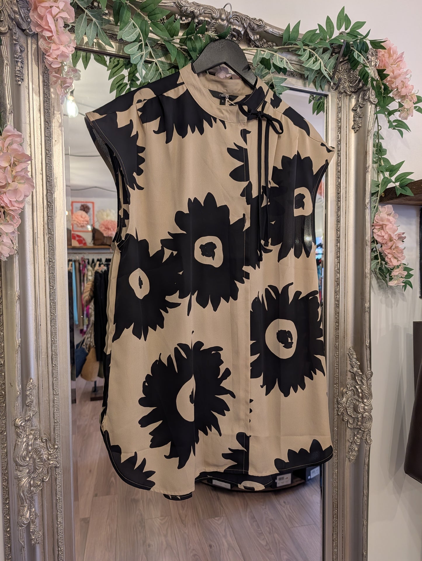 Pre-Loved | Next Top | UK 16