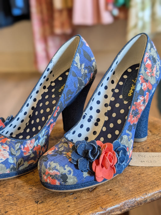 Pre-loved | Ruby Shoo Shoes | UK 7