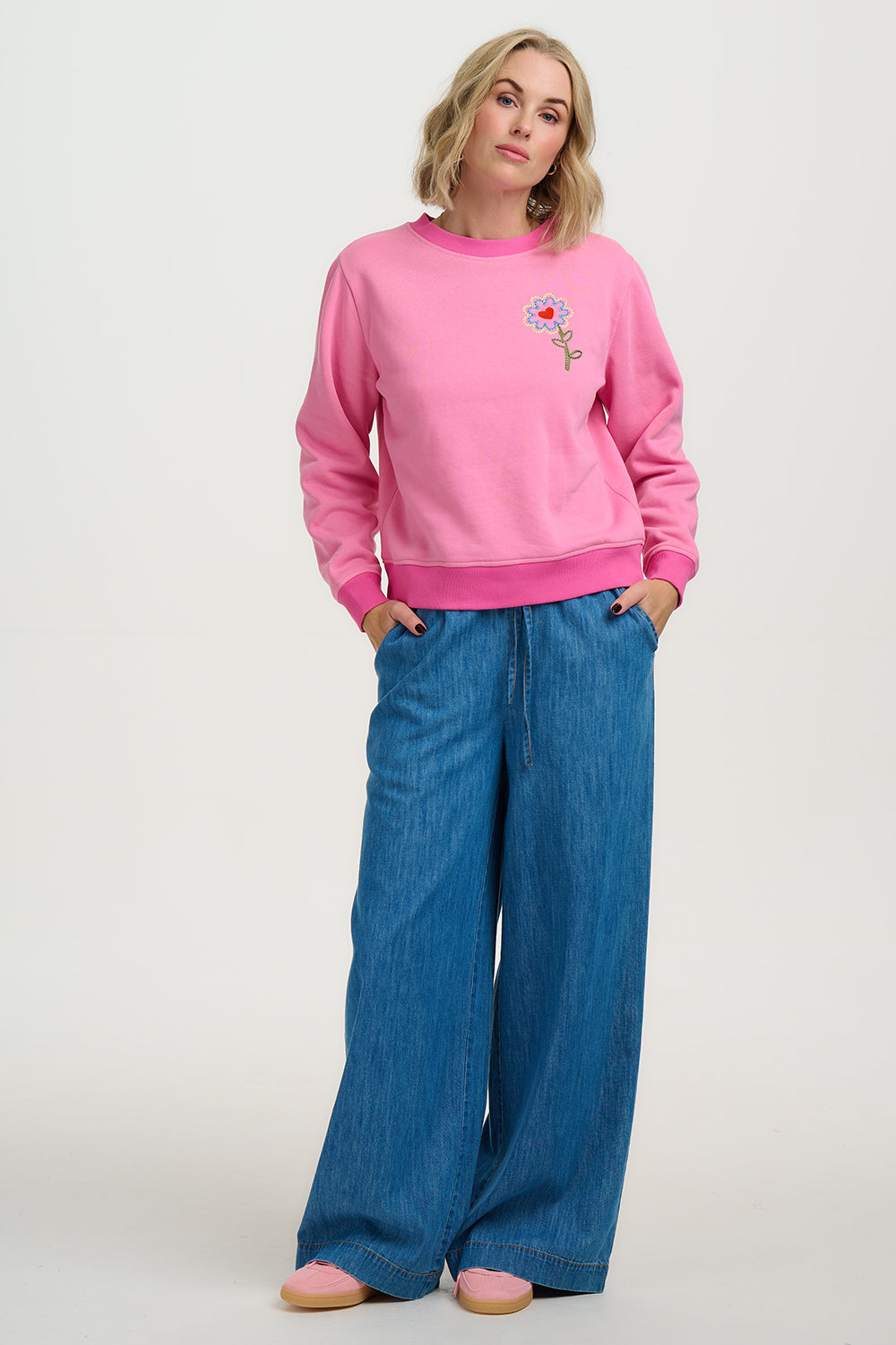 Sugarhill Brighton | Mindy Blouson Sleeve Sweatshirt | Pink - Blossom Boutique Online  