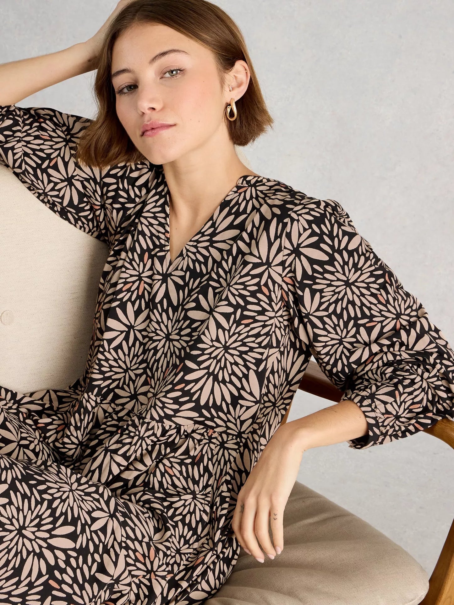 V neck jersey dress