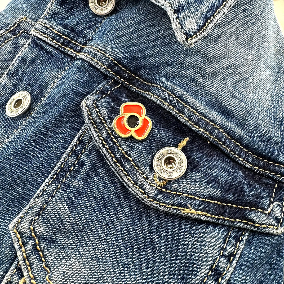 Poppy Pin Badge Brooch