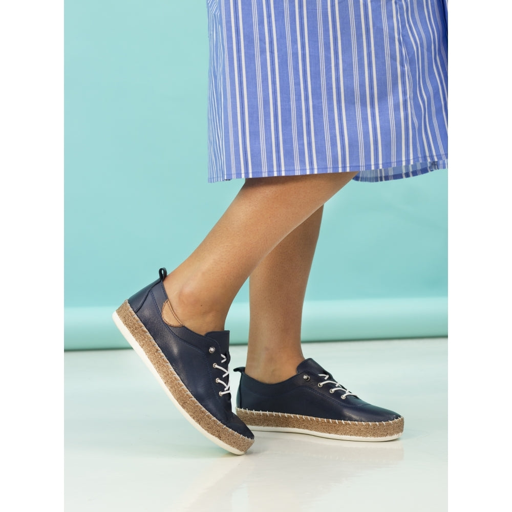 Lunar | Evie Leather Plimsoll | Navy