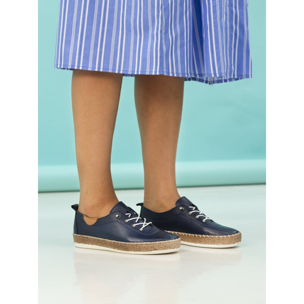 Lunar | Evie Leather Plimsoll | Navy