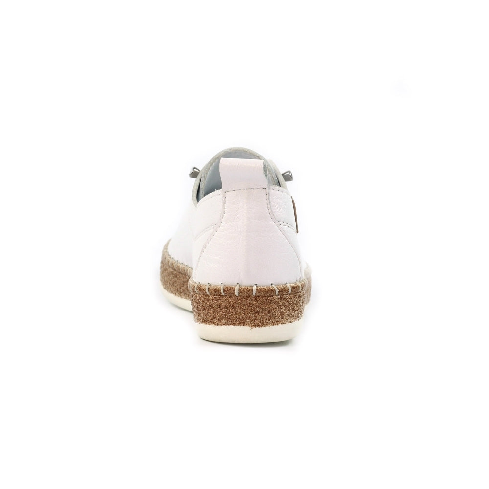 Lunar | Evie Leather Plimsoll | White