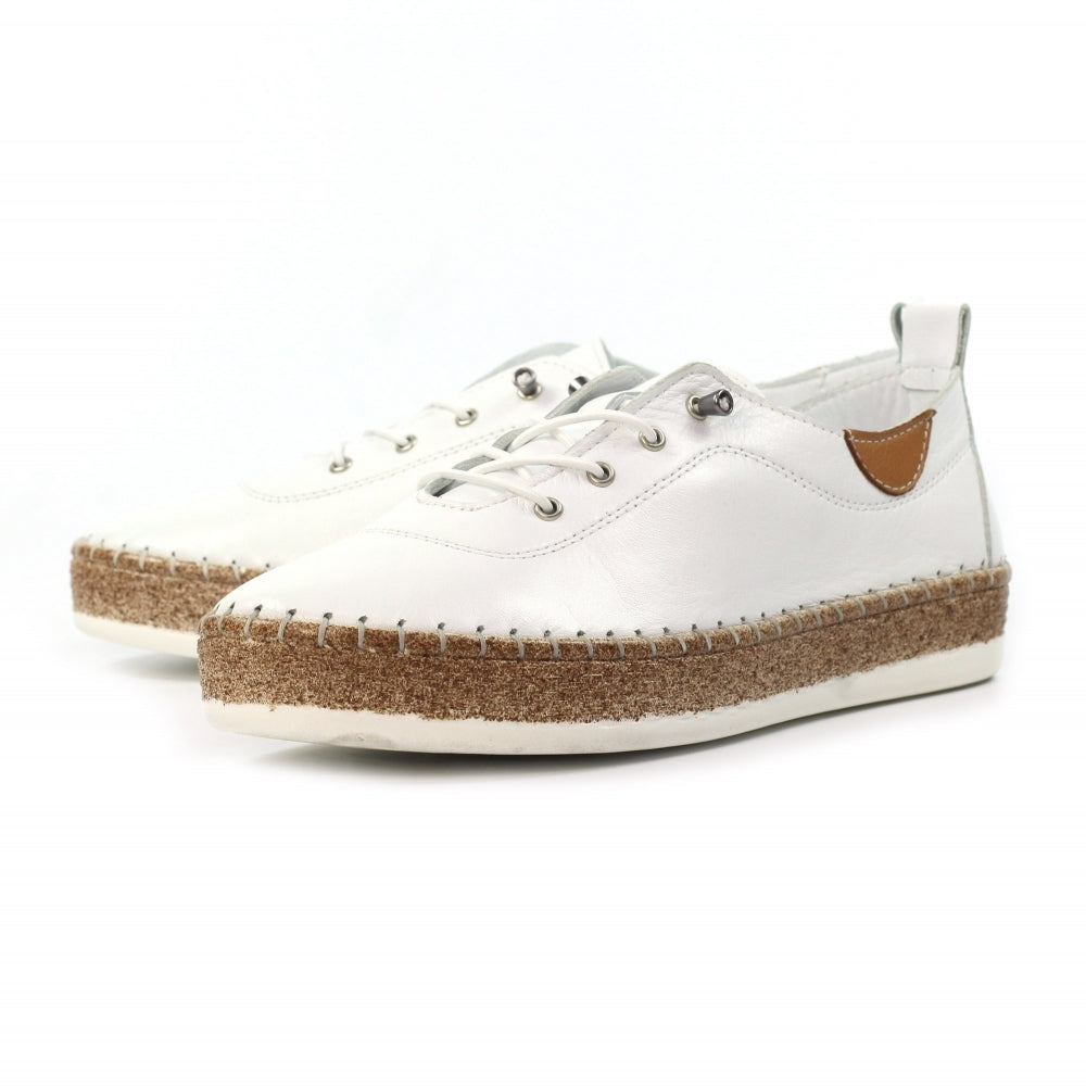 Lunar | Evie Leather Plimsoll | White